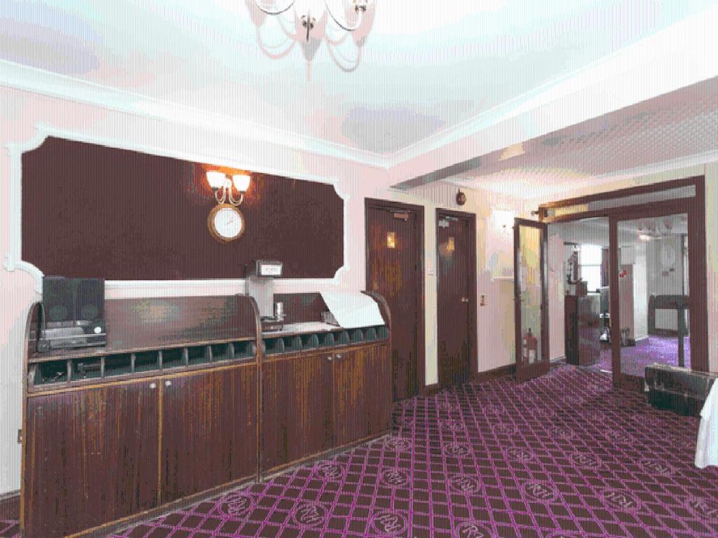 Oyo Ridgeway Hotel Chingford Exteriör bild
