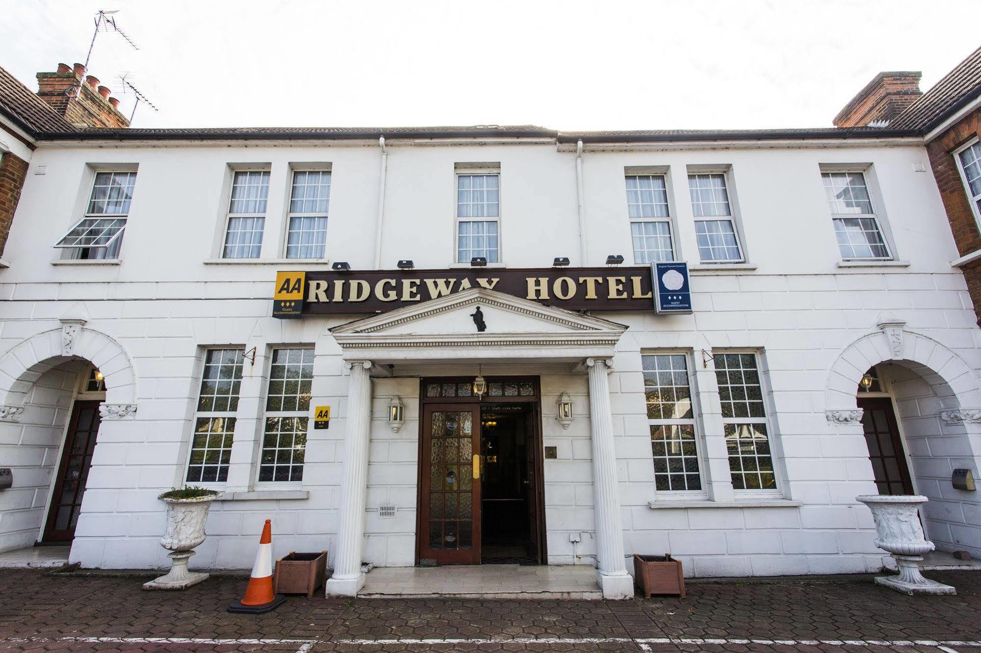 Oyo Ridgeway Hotel Chingford Exteriör bild
